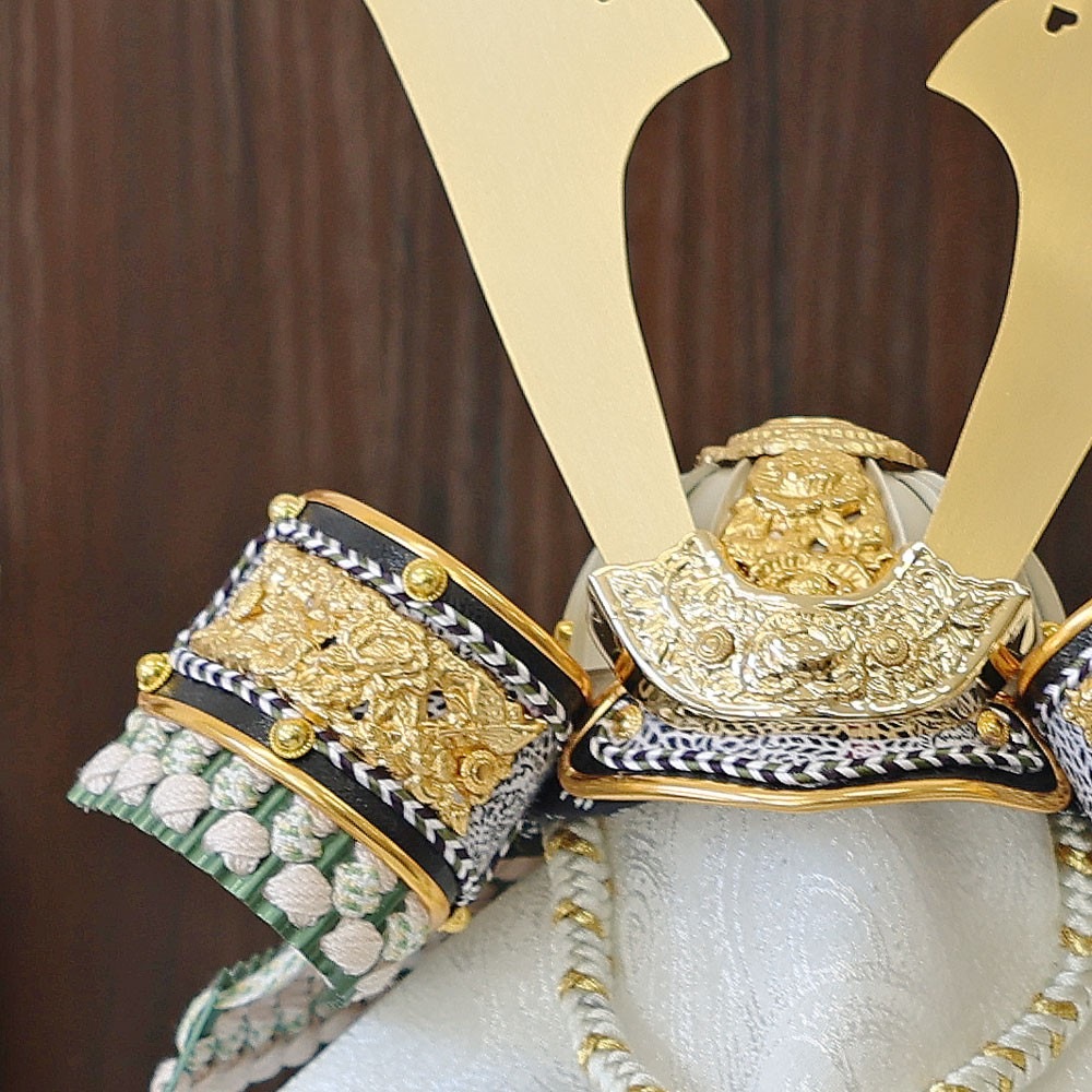 五月人形 コンパクト Premium Brown 木製本格収納飾り | 落ち着いたモダン武将兜