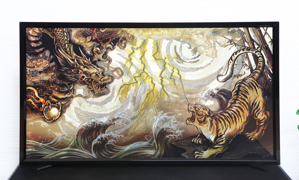 五月人形 コンパクト 戦国武将銀兜 | 彫金風特上平飾りの上質な武将兜