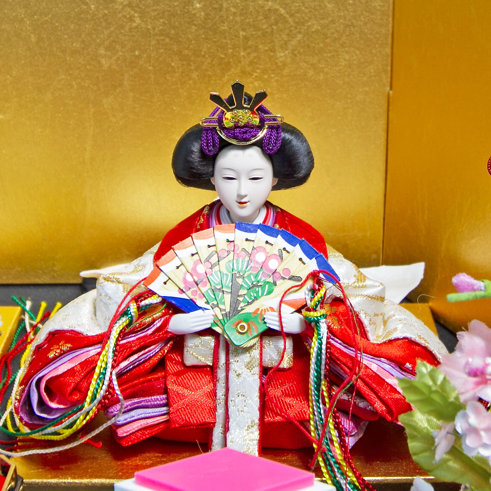 雛人形 コンパクト 高級金沢箔風平飾り｜金箔の美しさが際立つ雛人形