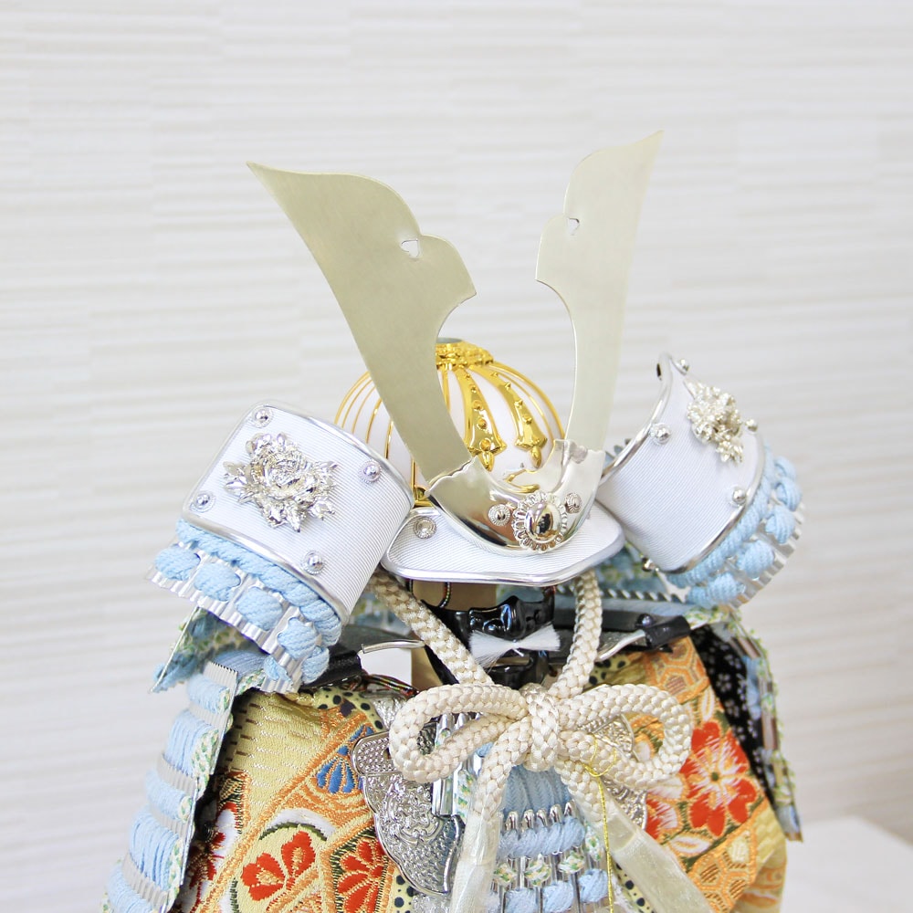 五月人形 コンパクト YOROI（ヨロイ）| 選べる3カラーのおしゃれ武将兜