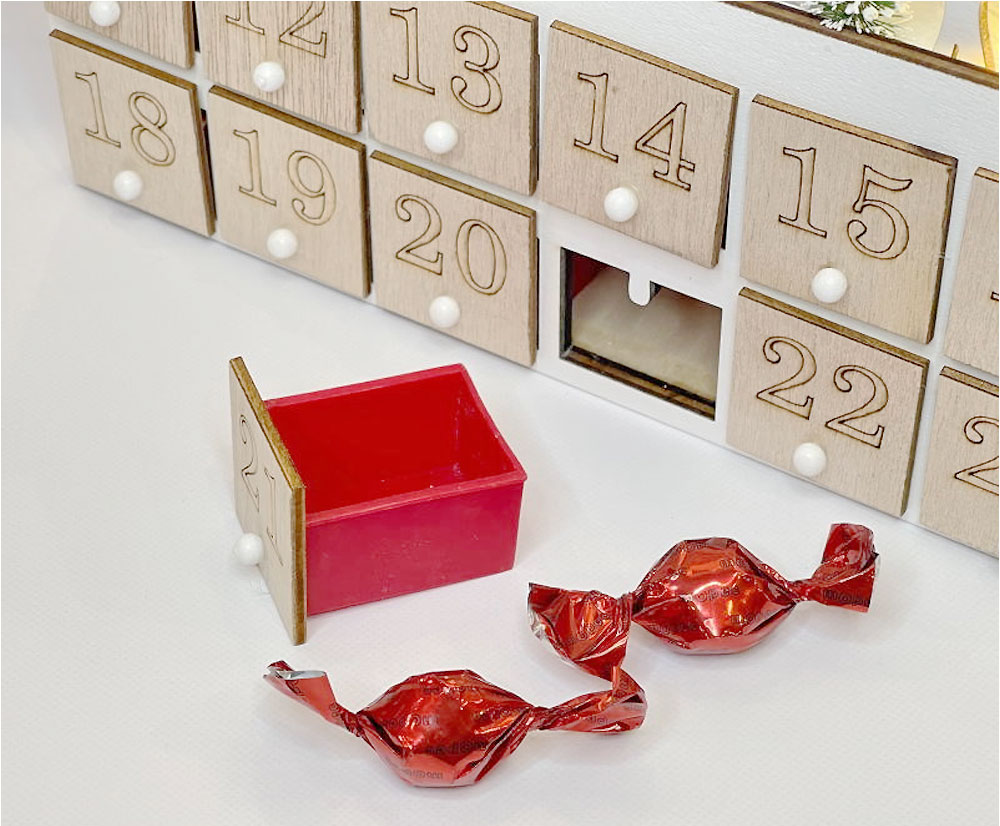 アドヴェントカレンダー advent2201-img-yellow.jpg