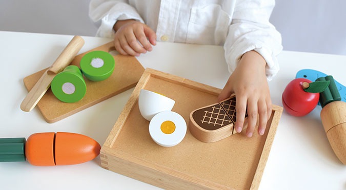 ボリュームたっぷり！ベーシックなおままごとセット