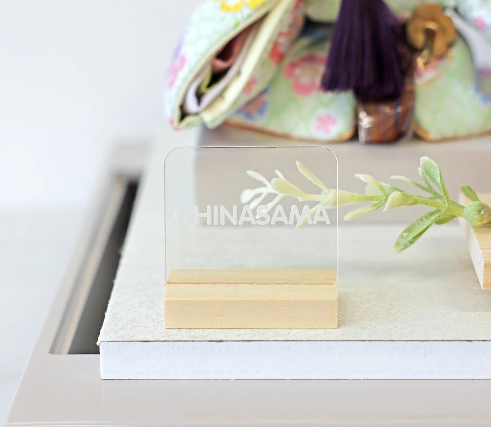 雛人形 コンパクト MOCHA(モカ) ケース飾り｜モカ色が上品な雛人形