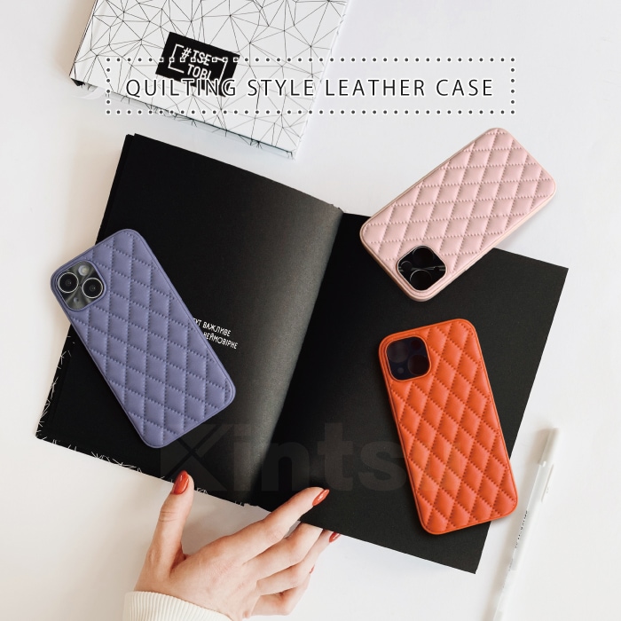 CELINE キルティングiPhoneケース ブラウン iPhone11 CELINE キルティングiPhoneケース ブラウン iPhone11