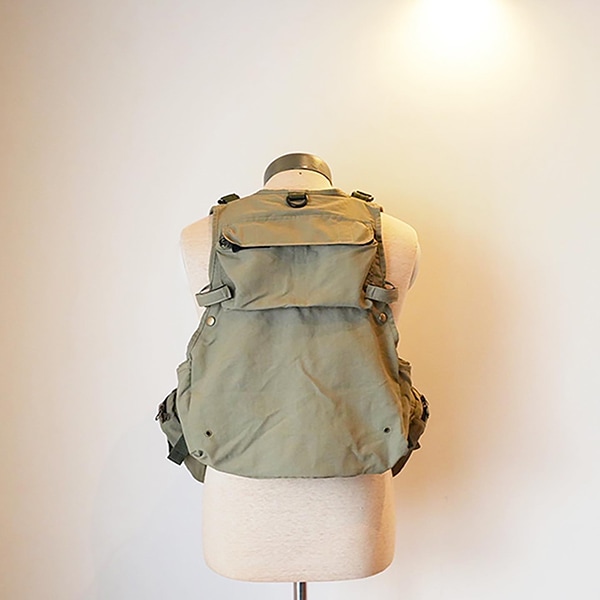 ON THE WATER コンバーチブルベスト ON THE WATER コンバーチブルベスト(3WAY CONVERTIBLE VEST)