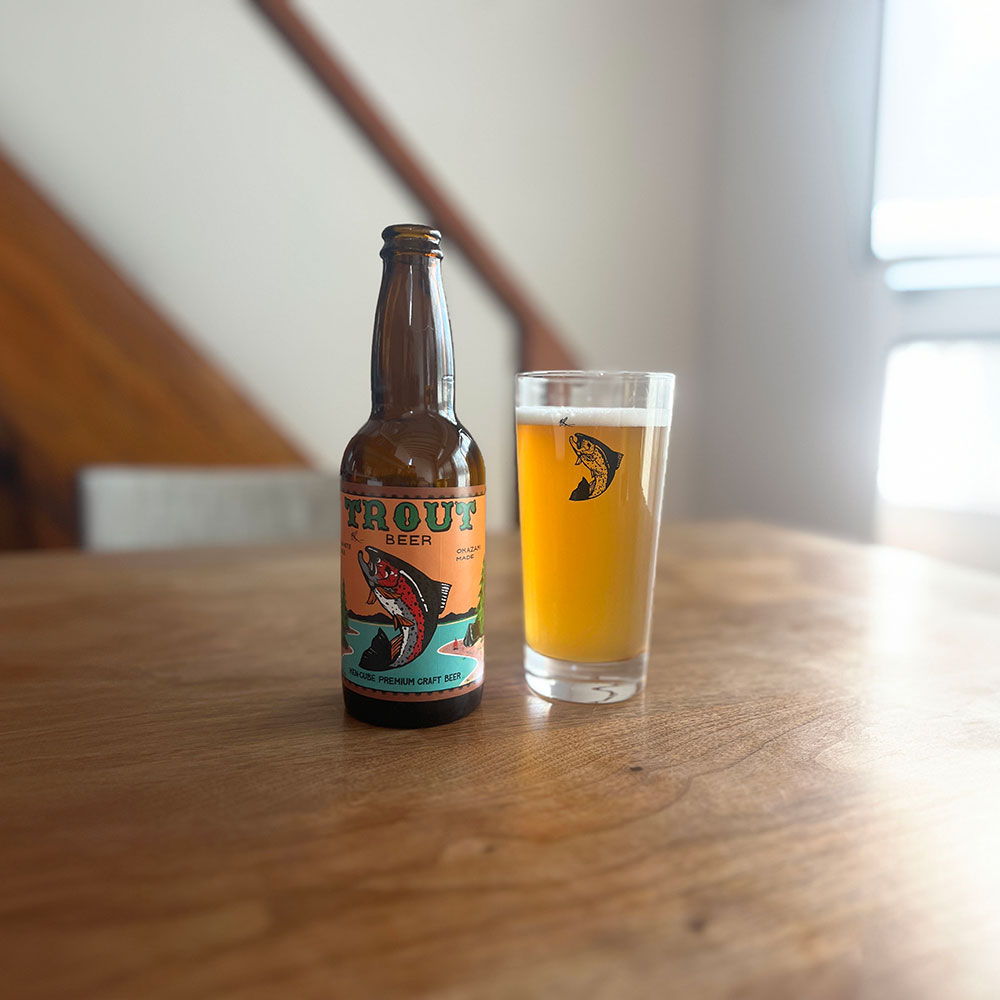 TROUT BEER ȥ饦ȥӡ ʥۥ磻ȥ 330ml