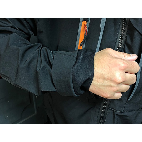 SCIERRA X-ストレッチ ウェーディングジャケット Mサイズ SCIERRA X-ストレッチ ウェーディングジャケット