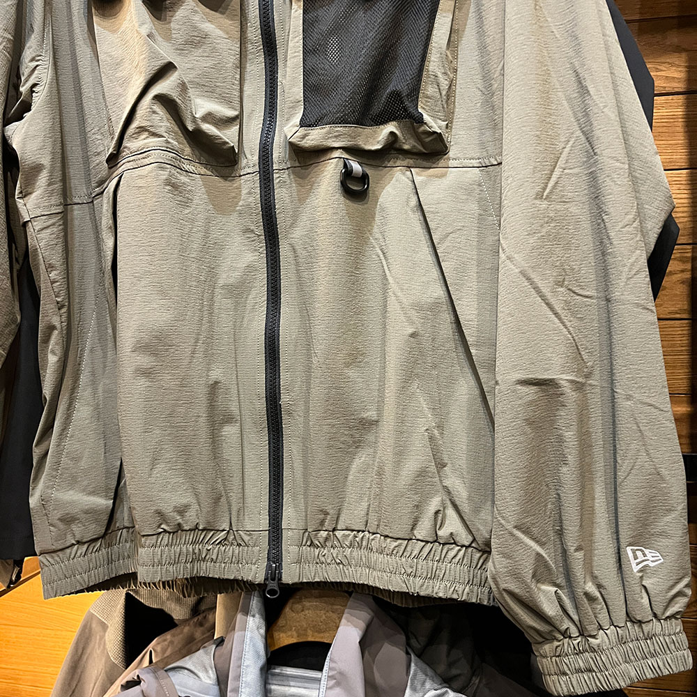 NEW ERA フィールド トラックジャケット Angler Collection オリーブ