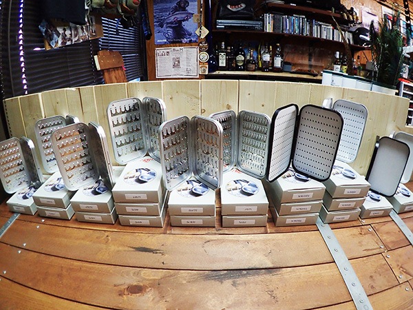 NEW ホイットレーフライボックス スリムライン 【SL1631 クリップ M/L】