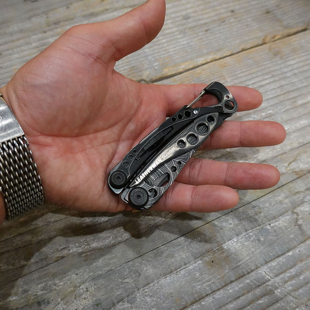LEATHERMAN レザーマンSKELETOOL TOPO LTJマーク入 Amazon.co.jp: LEATHERMAN (レザーマン) マルチツール SKELETOOL