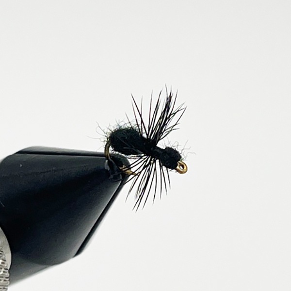 Local Flies09：東北の渓流用ドライフライ-03 | ARTICLES