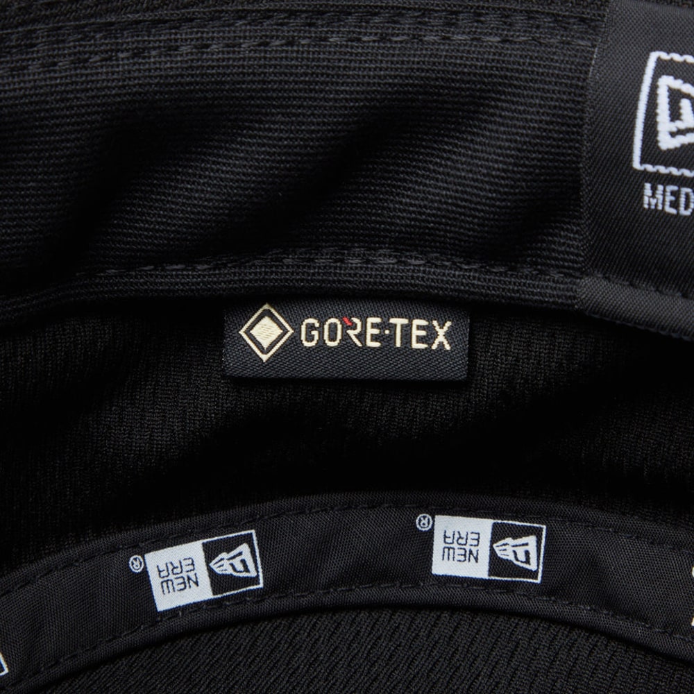 �˥塼���顡�Х��å�01 GORE-TEX ��ե쥯�����ѥå� �֥�å��ڥ˥塼���饢���ȥɥ���14334589