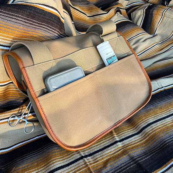 ON THE WATER ȥǥʥ륲Хå