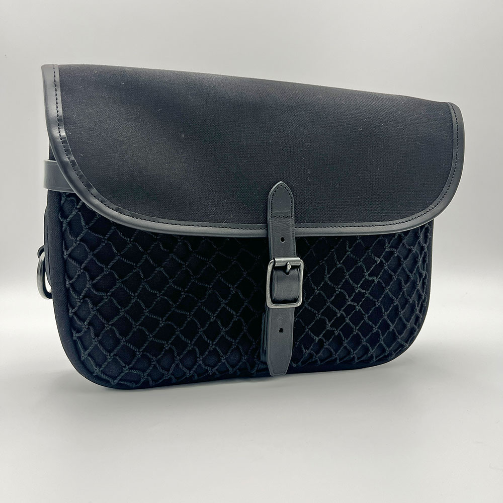 ON THE WATER ȥǥʥ륲Хå