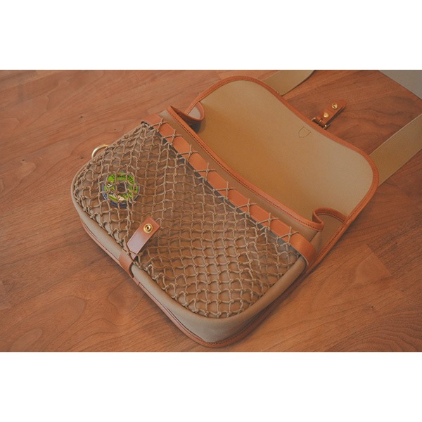 ON THE WATER ȥǥʥ륲Хå