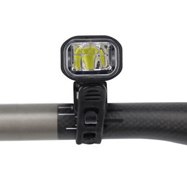 10%OFFクーポン対象】【即配】 リチャージブルバイクライト 400LM