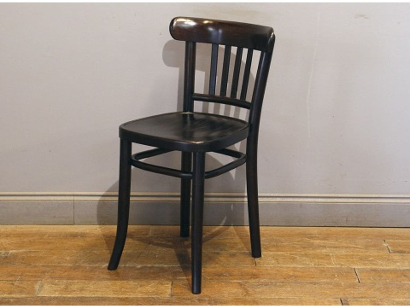 ベントウッドチェア THONET
