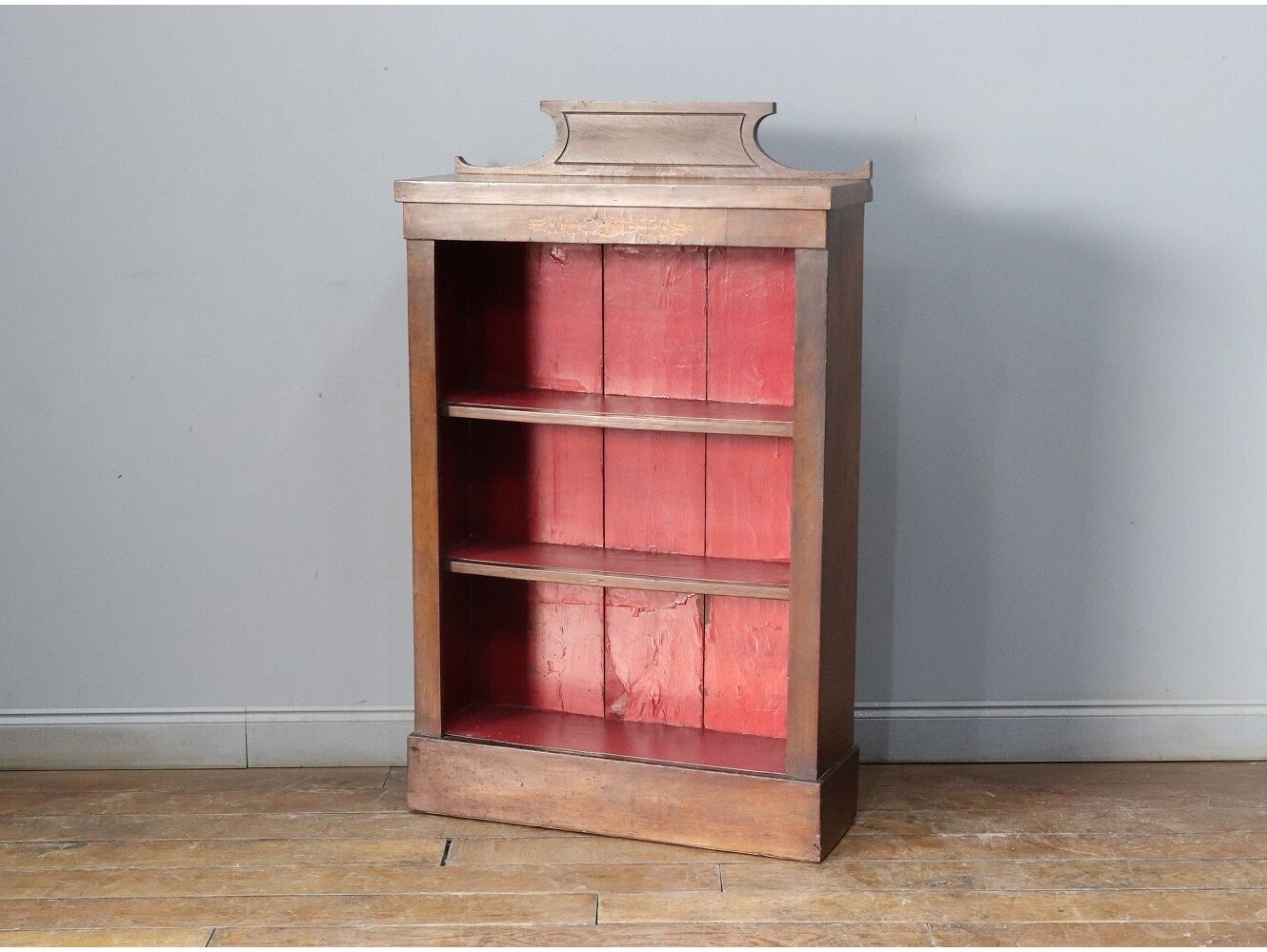 ディスプレイシェルフ