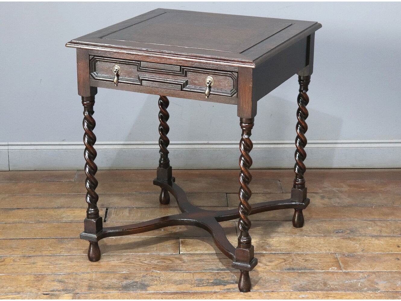 ゲームテーブル