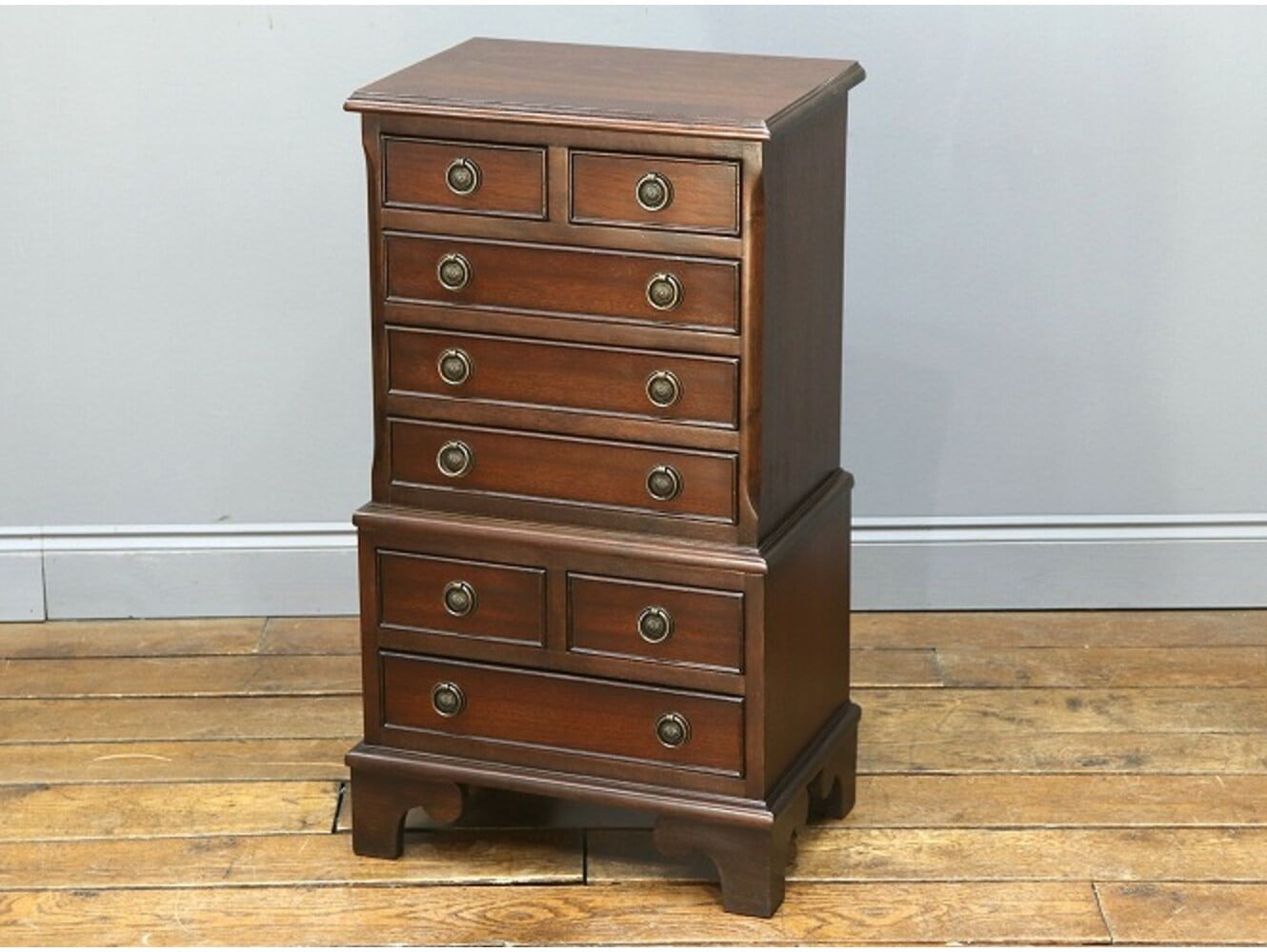 チェストオンチェスト