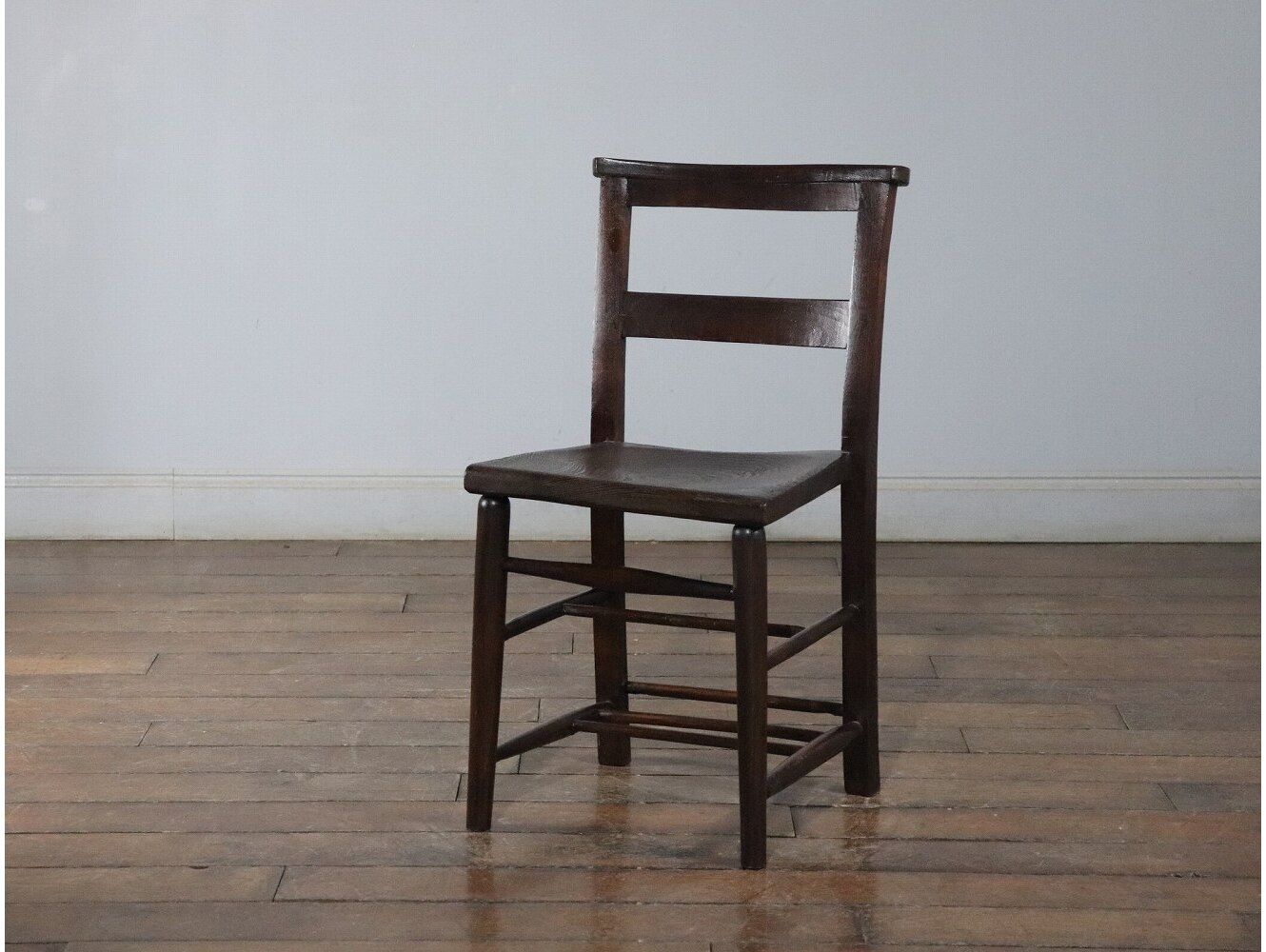 チャーチチェア