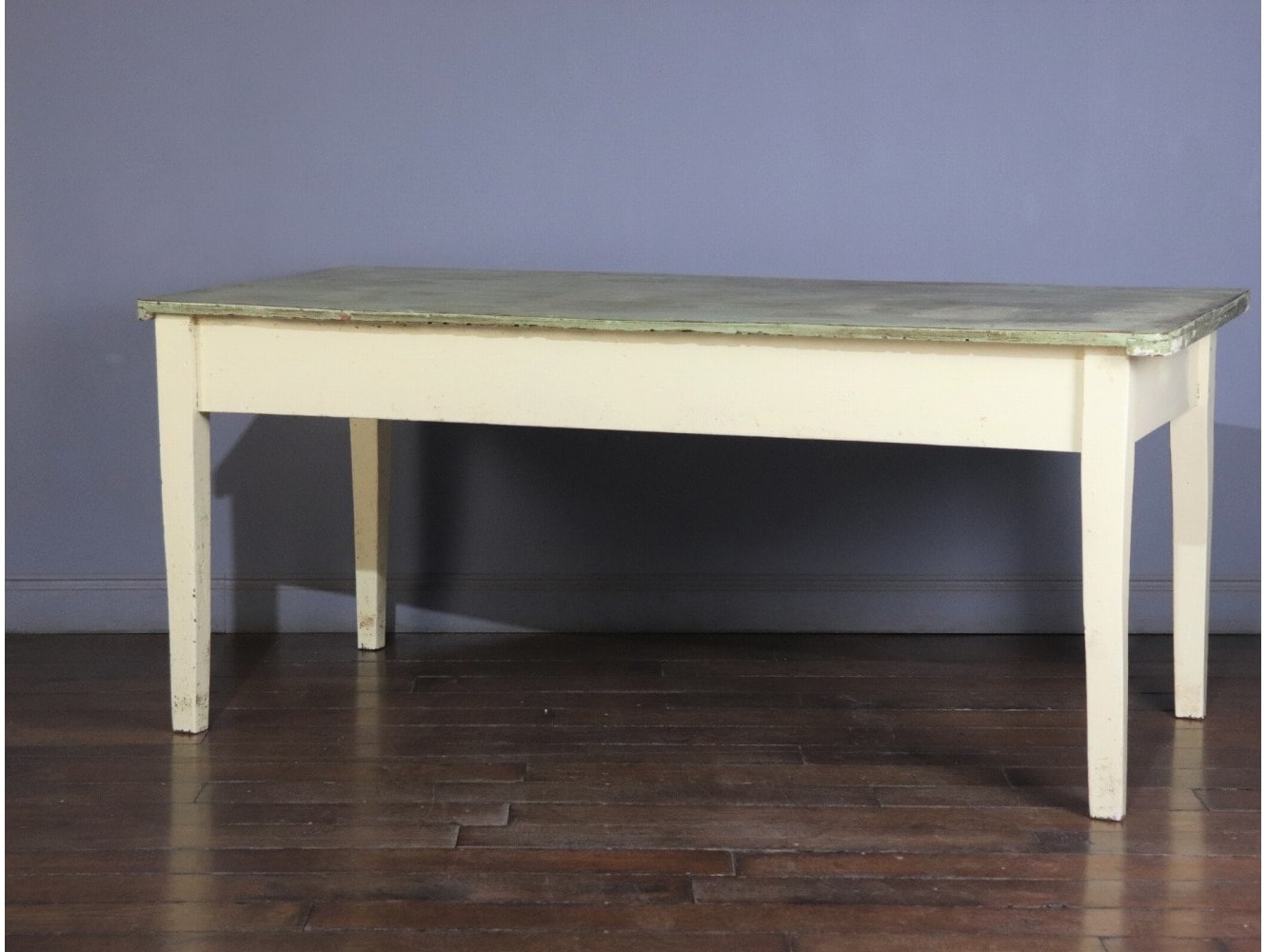 ダイニングテーブル