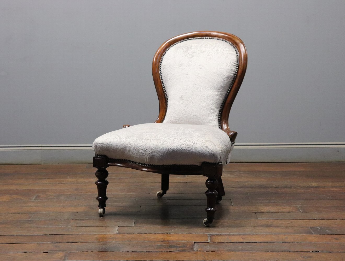 ナーシングソファ