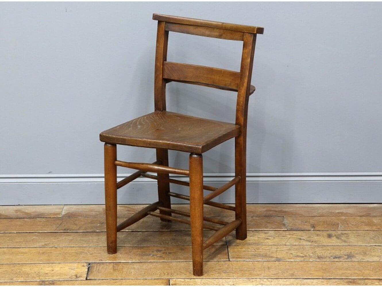 チャーチチェア