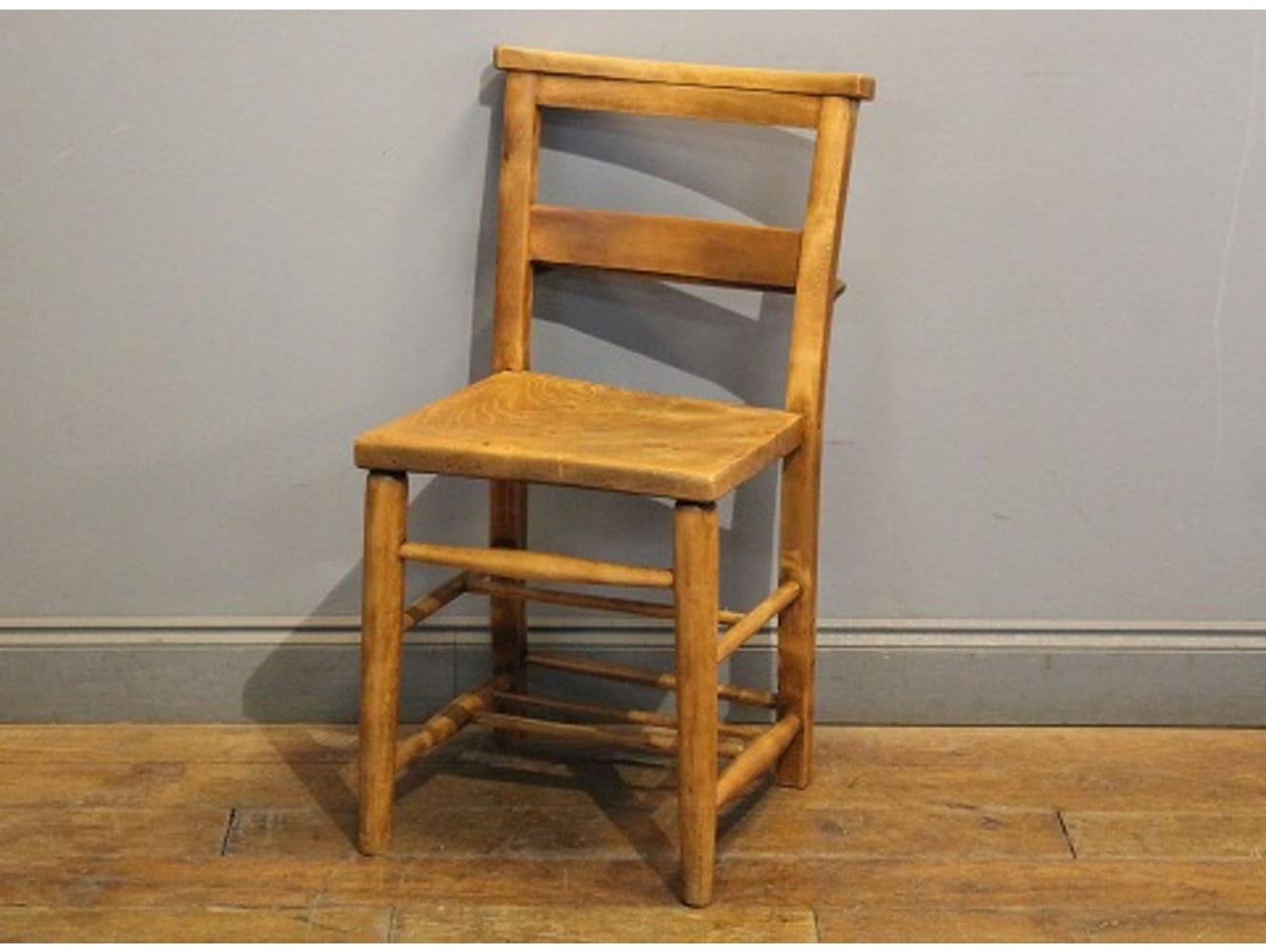 チャーチチェア