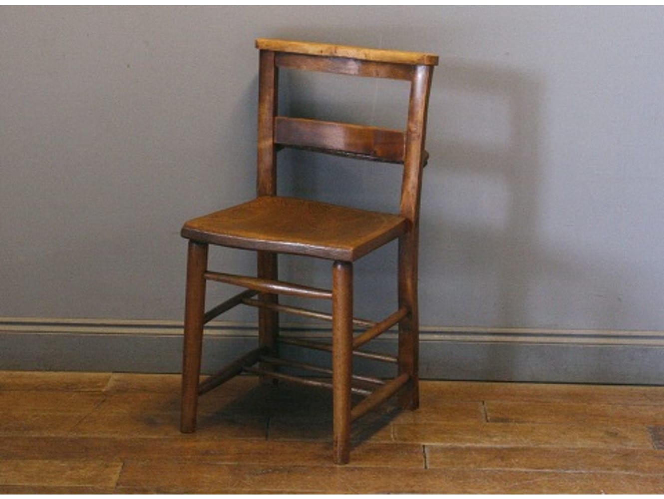 チャーチチェア