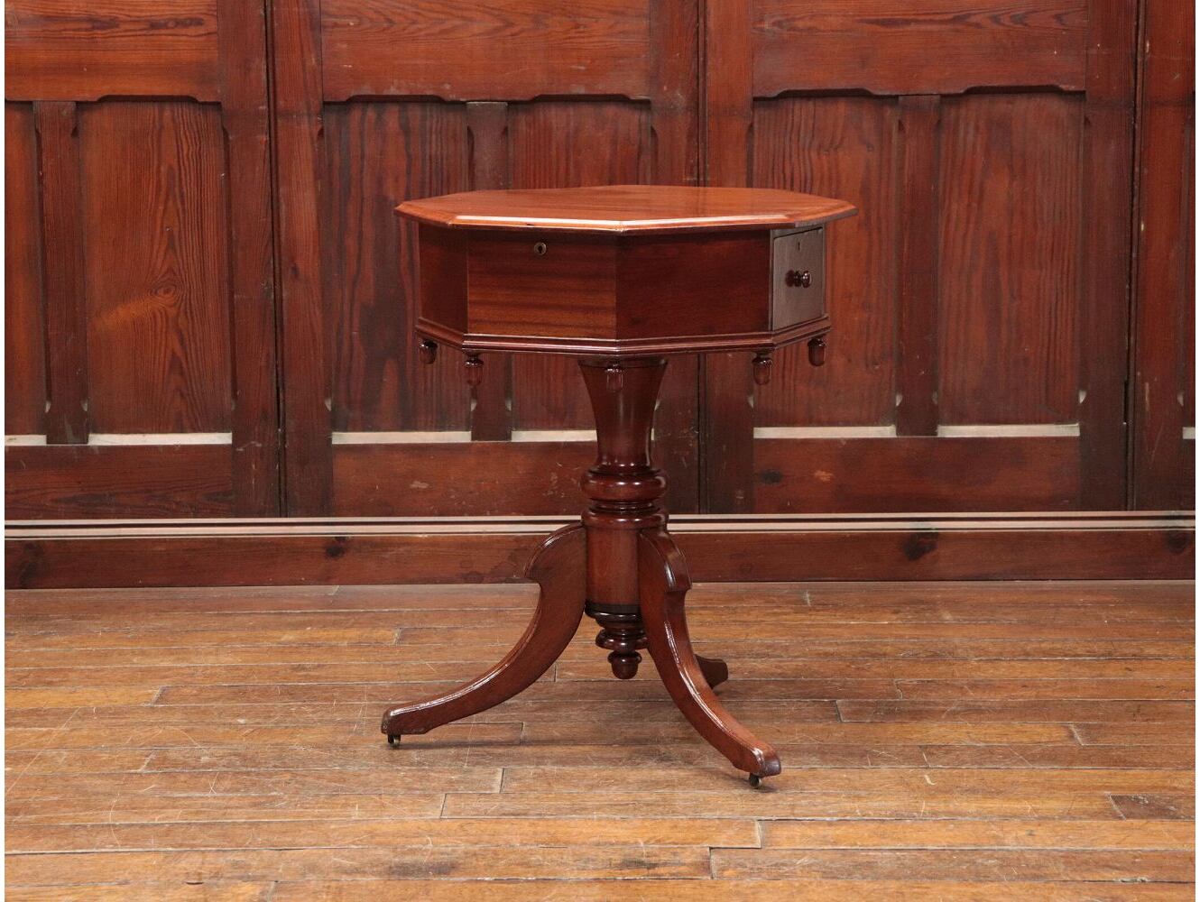 スモールキャビネット