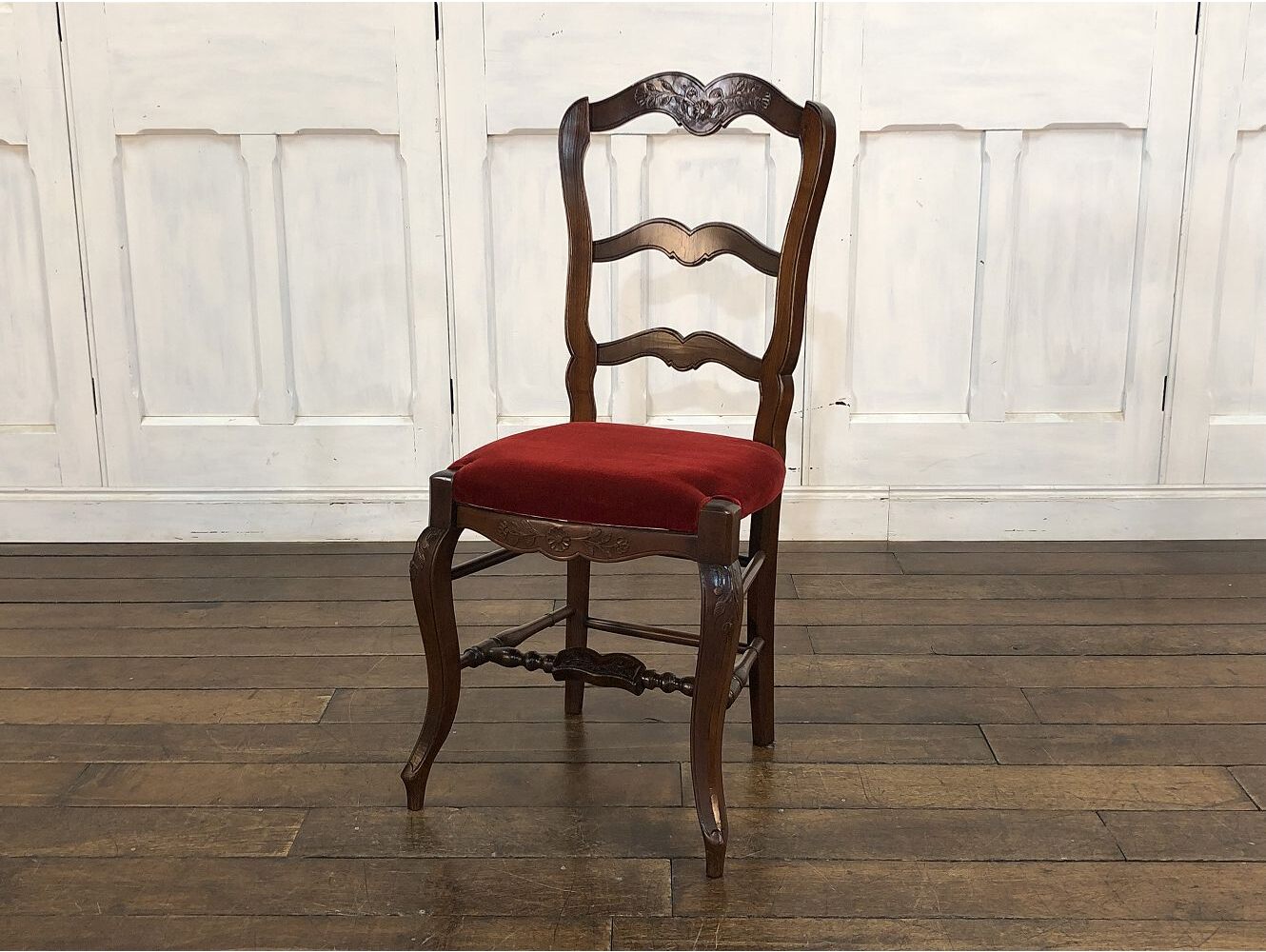 フレンチチェア