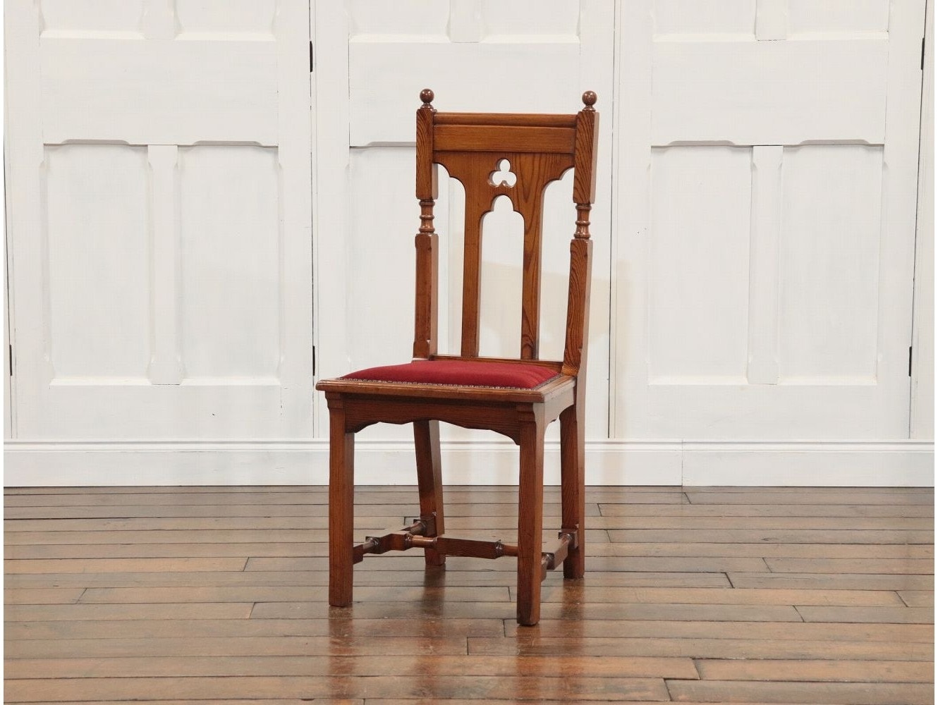 チャーチチェア