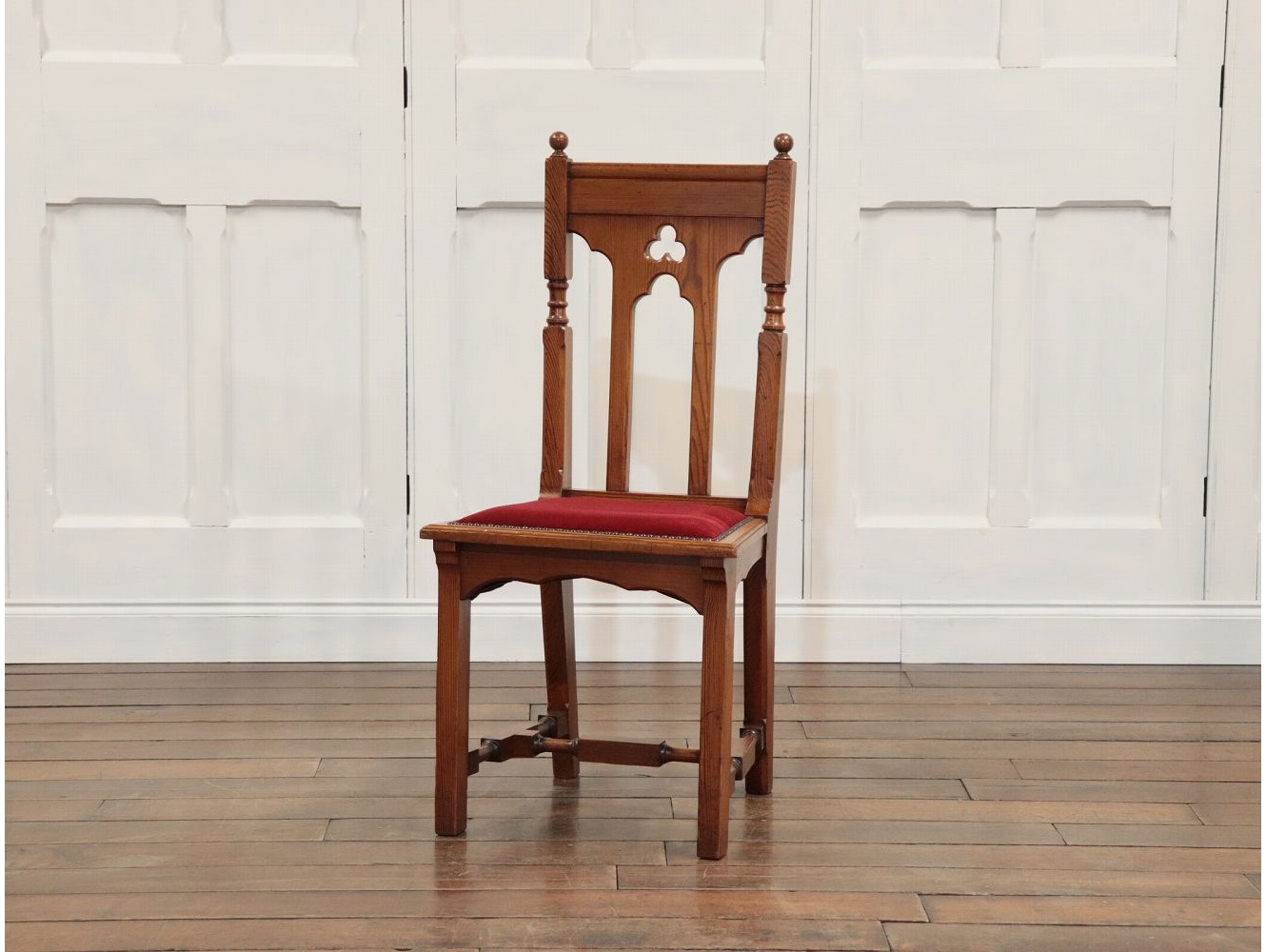 チャーチチェア