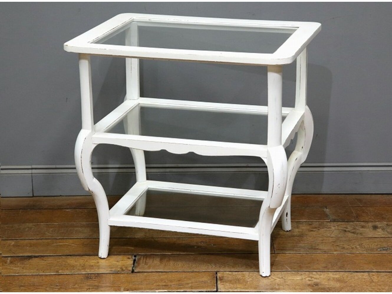 ディスプレイシェルフ