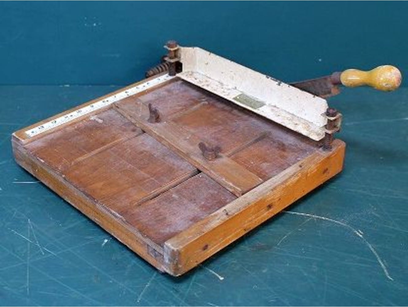 ファブリックカッター