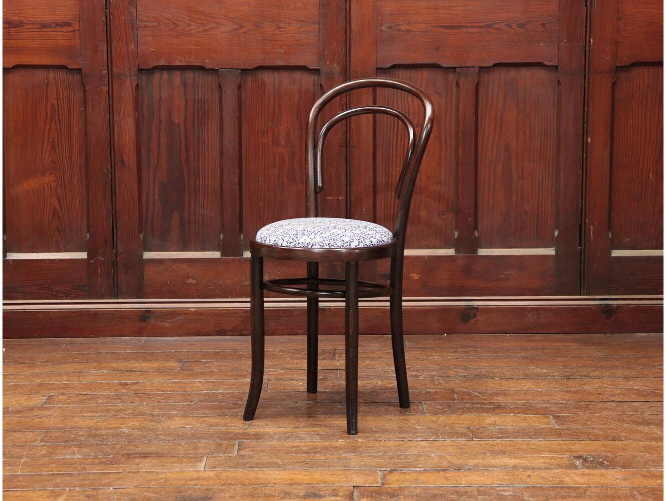 USA製 オリバーアメリカ レッドオーク材 ベントウッドチェアー アームチェア USA製 オリバーアメリカ レッドオーク材 ベントウッドチェア