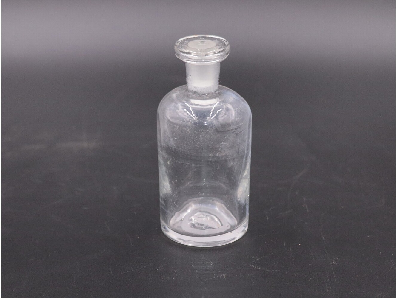 アンティークボトル