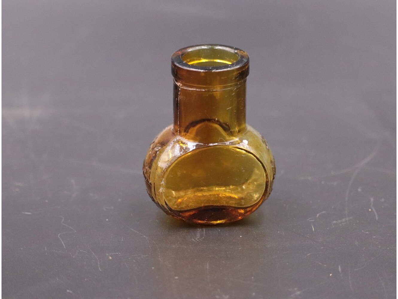 アンティークボトル