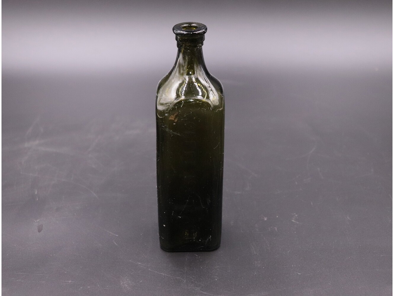 アンティークボトル