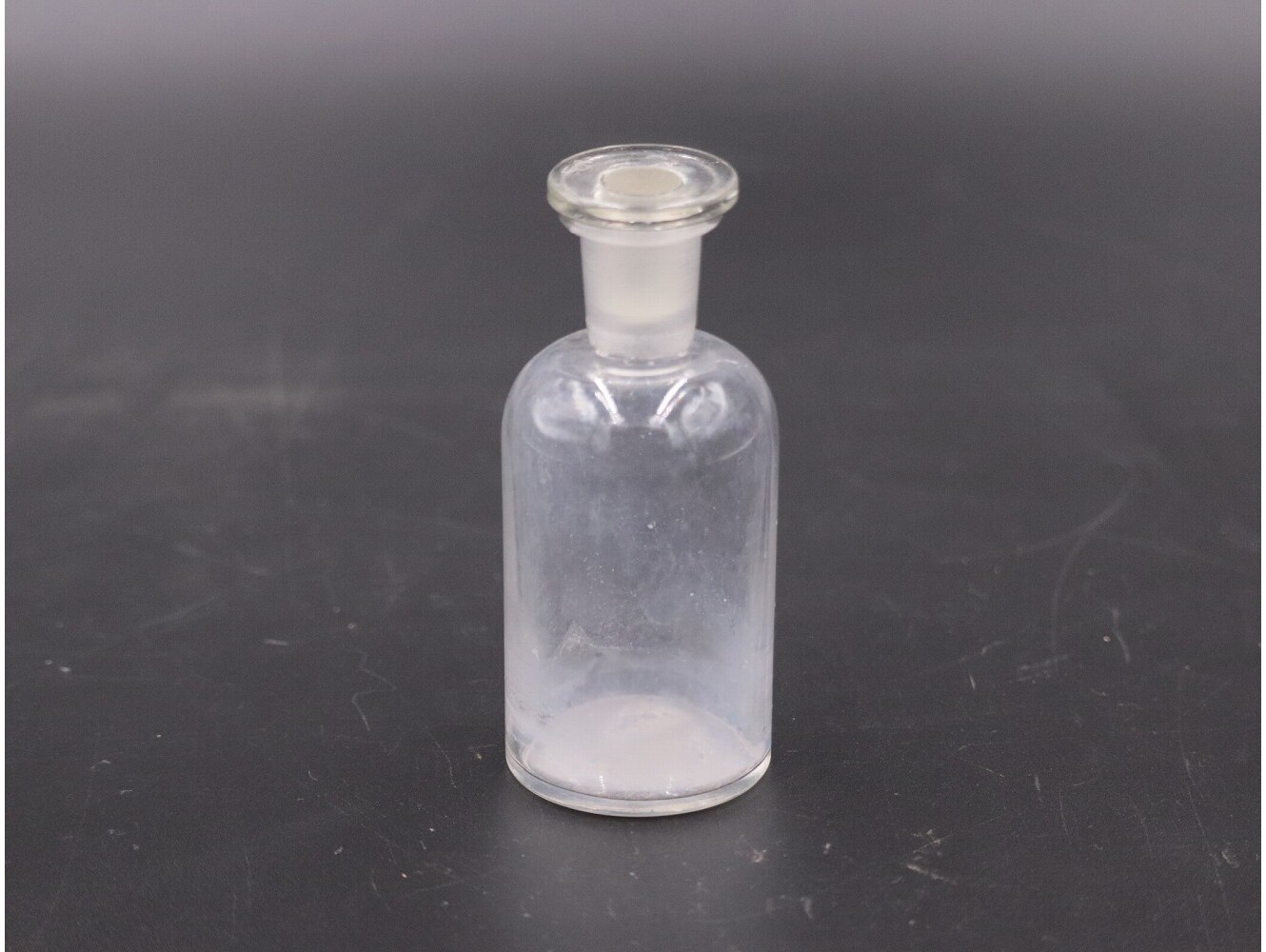 アンティークボトル