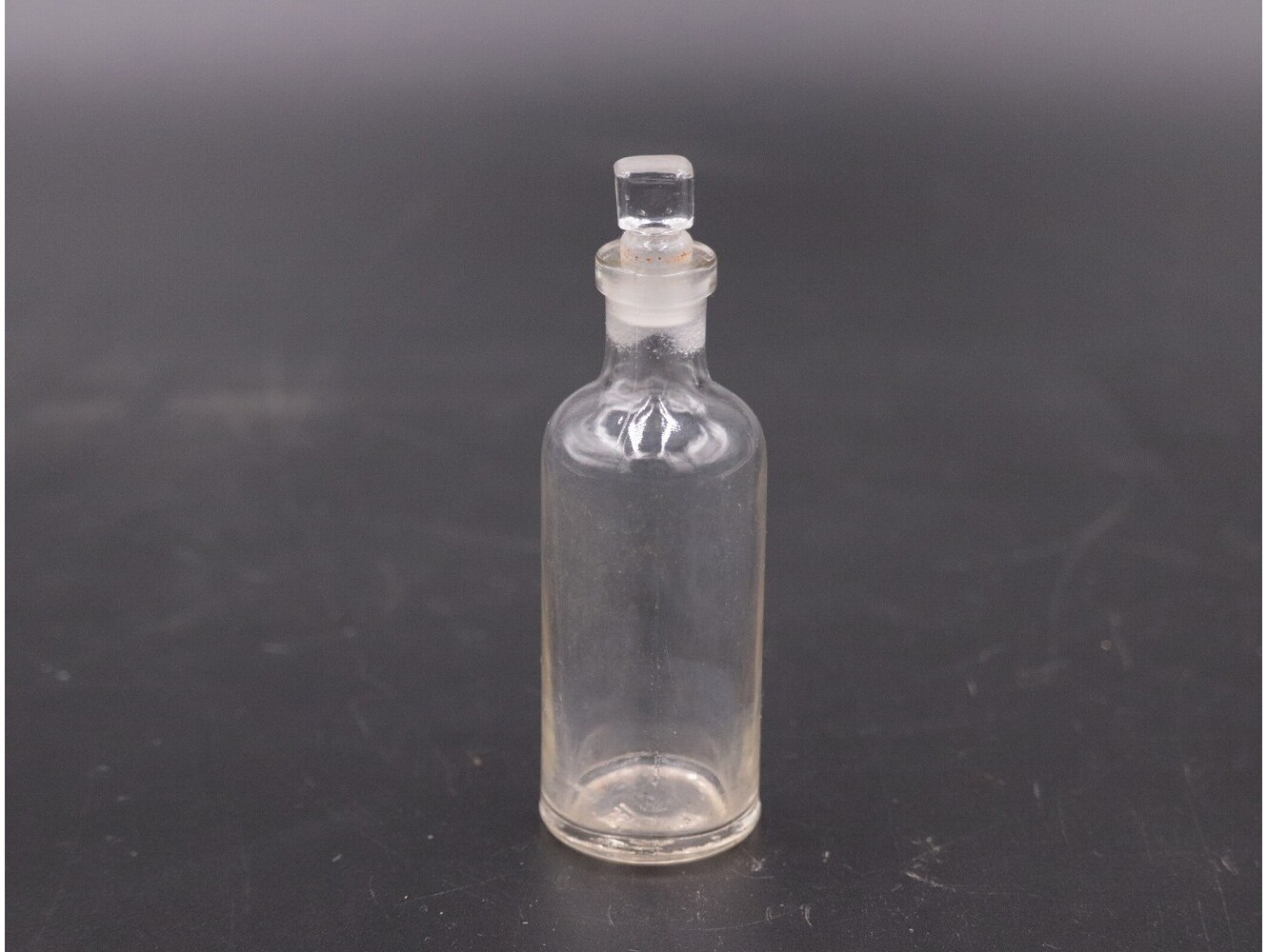 アンティークボトル