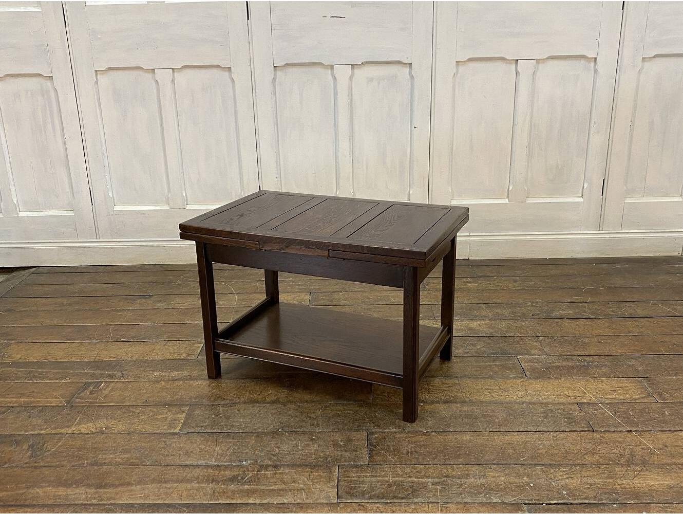 センターテーブル