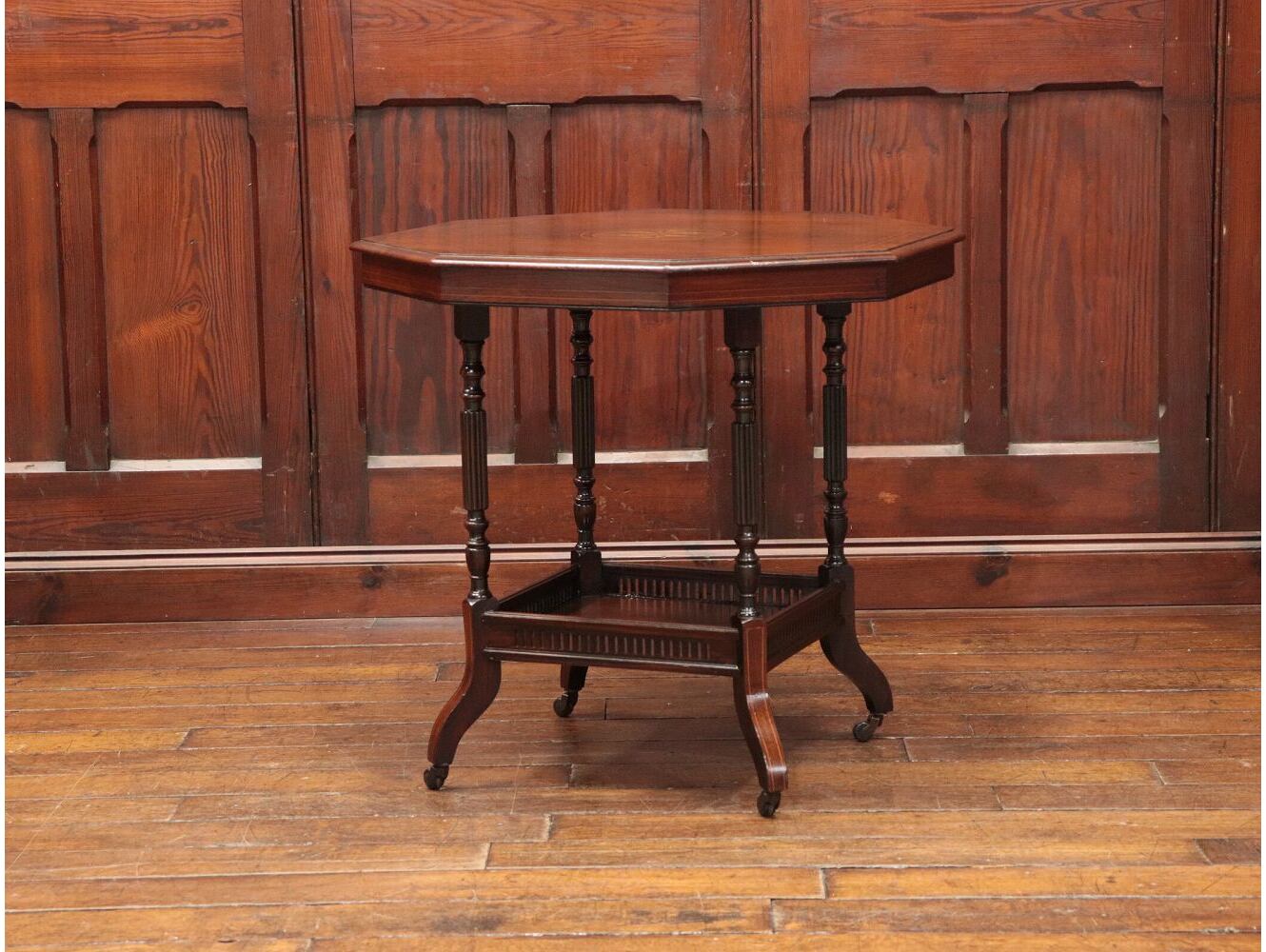 オケージョナルテーブル