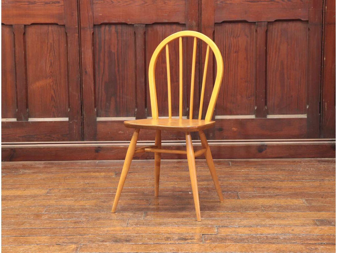 フープバックチェア ERCOL