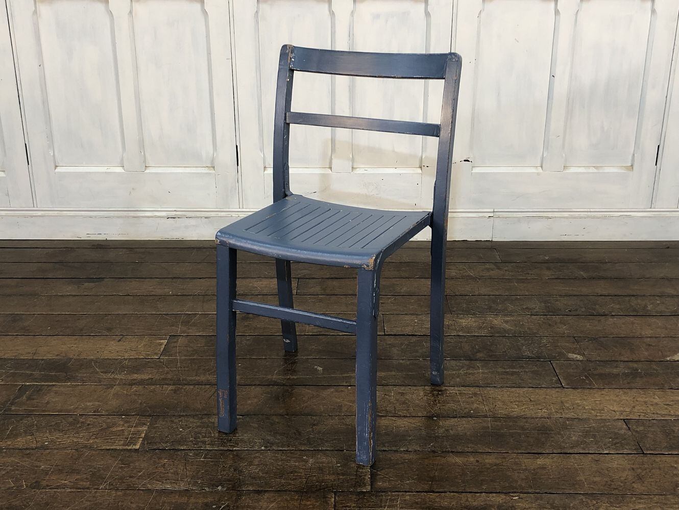 スタッキングチェア