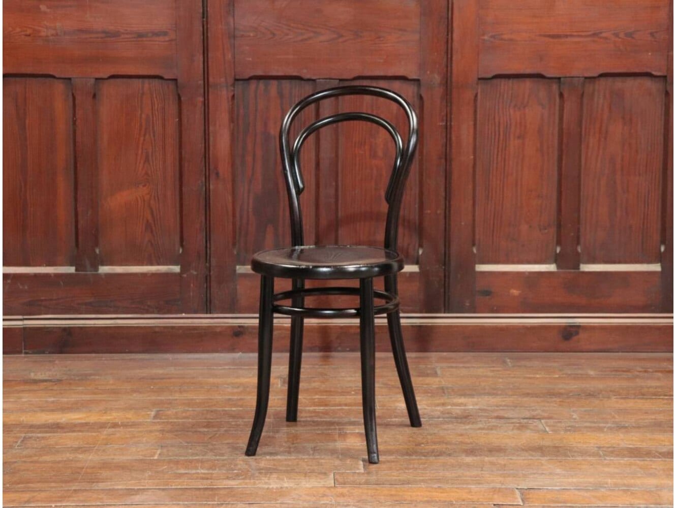 ベントウッドチェア