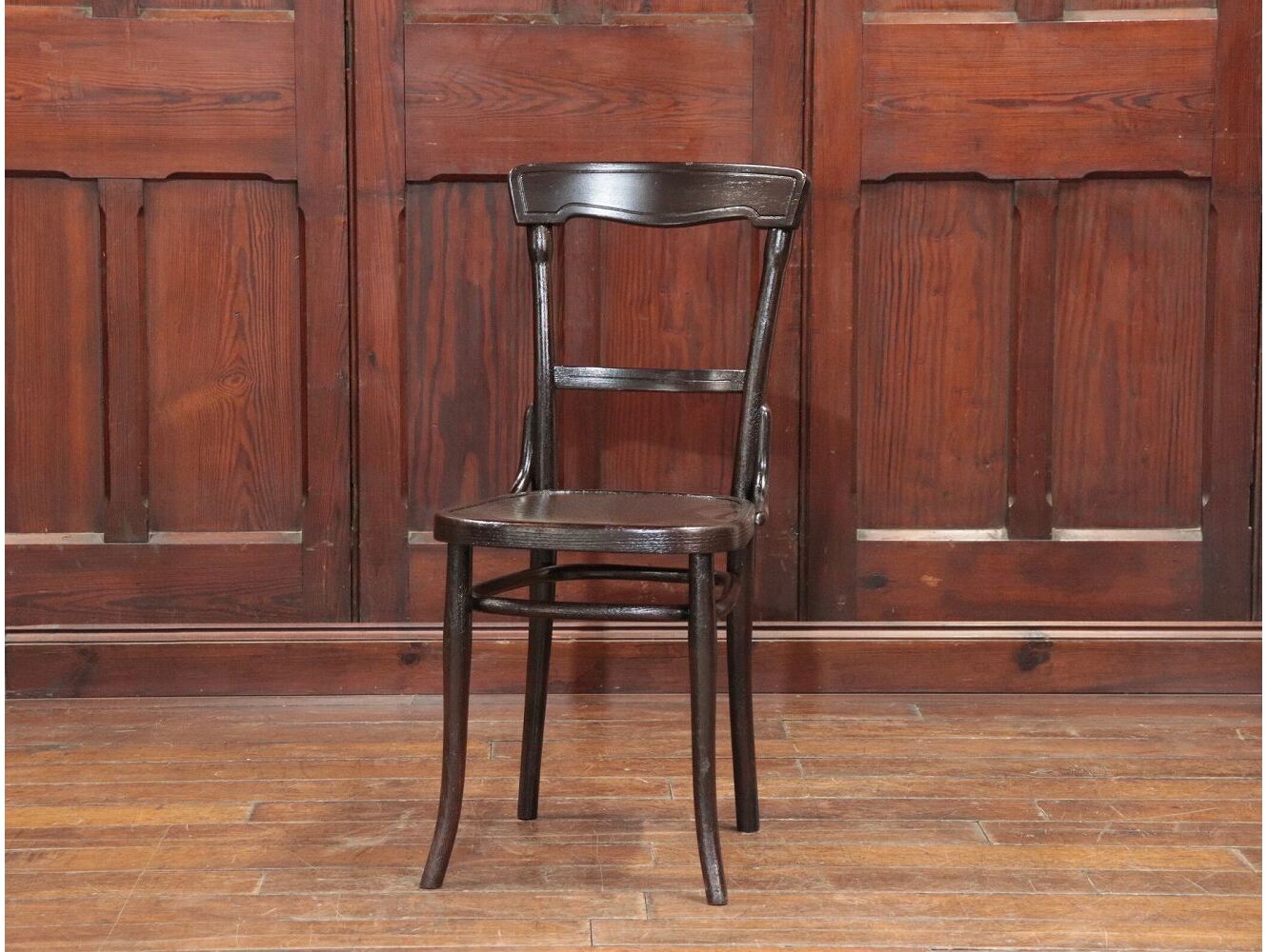 ベントウッドチェア