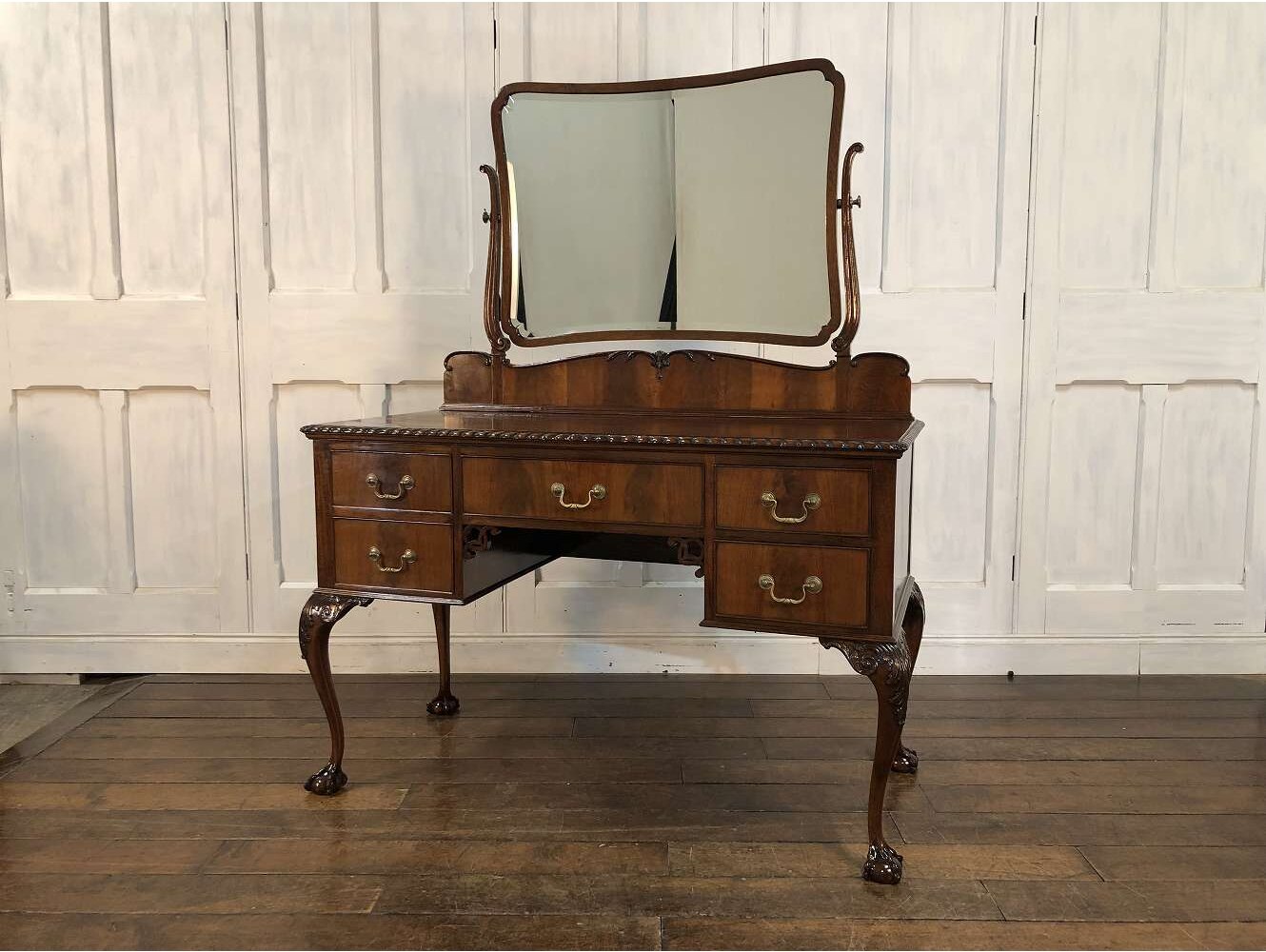 ドレッシングチェスト