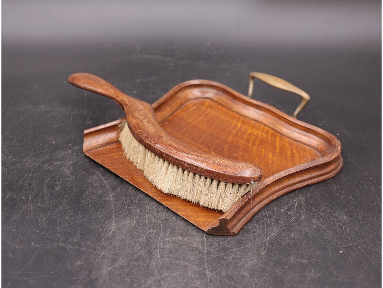 トレイ＆ブラッシュ